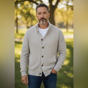 Banana Republic Men’s Button Front 100% cotton Cardigan Sweater Size M Neutral